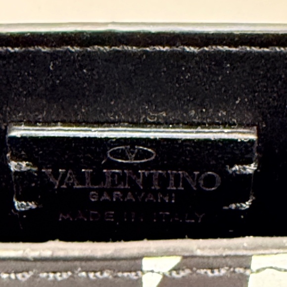 Valentino Garavani VLTN Collectible Mini Bag – Iconic Logo Print – Made in Italy - Picture 3 of 8